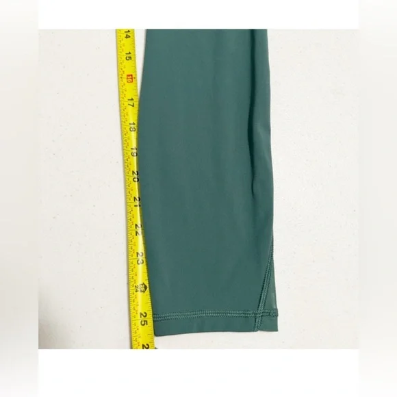 lululemon train times 7/8 leggings - Picture 9 of 11